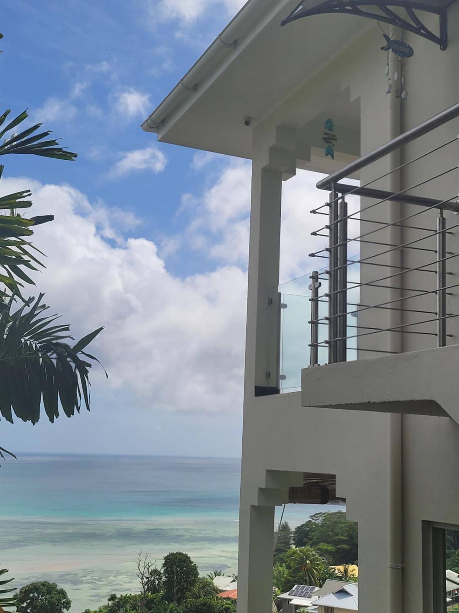 Sunset View Self Catering Apartment Anse Boileau ภายนอก รูปภาพ