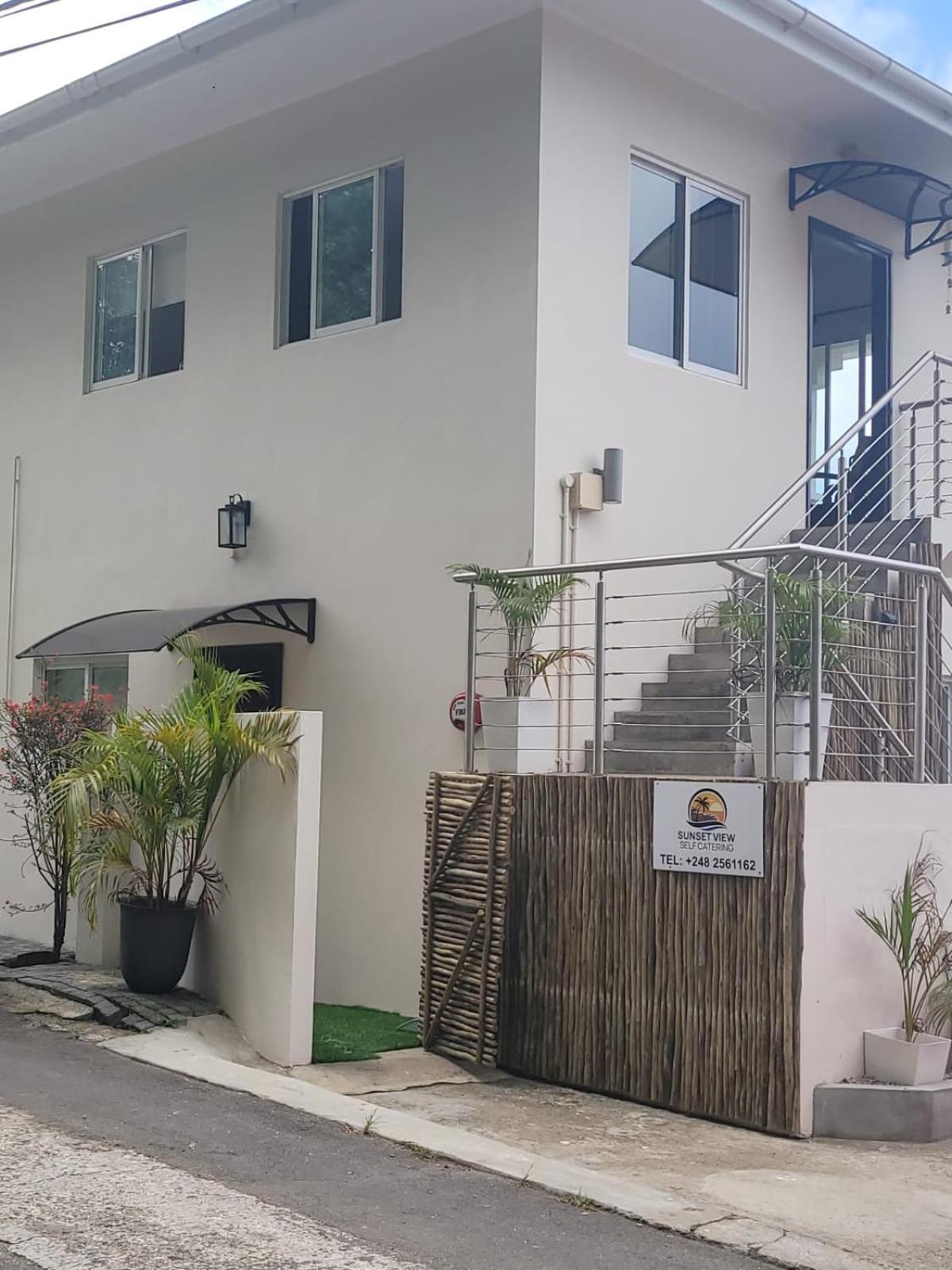 Sunset View Self Catering Apartment Anse Boileau ภายนอก รูปภาพ