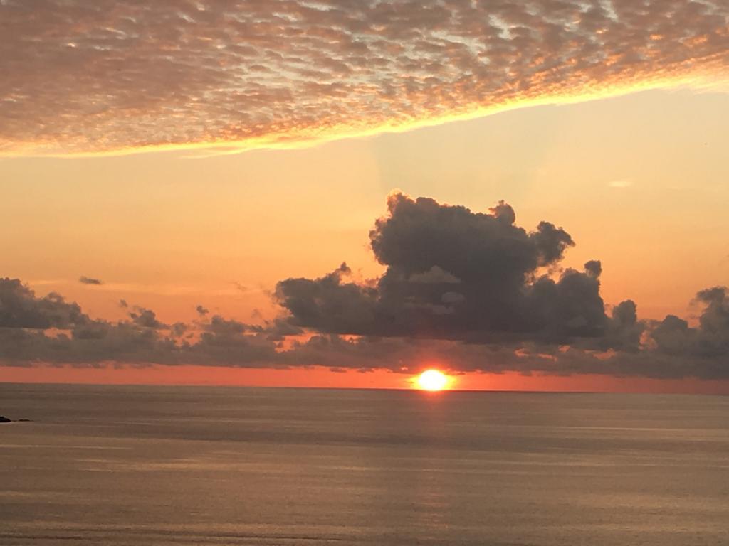 Sunset View Self Catering Apartment Anse Boileau ภายนอก รูปภาพ
