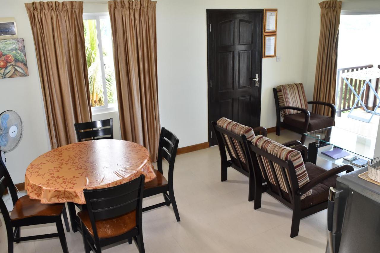 Sunset View Self Catering Apartment Anse Boileau ภายนอก รูปภาพ